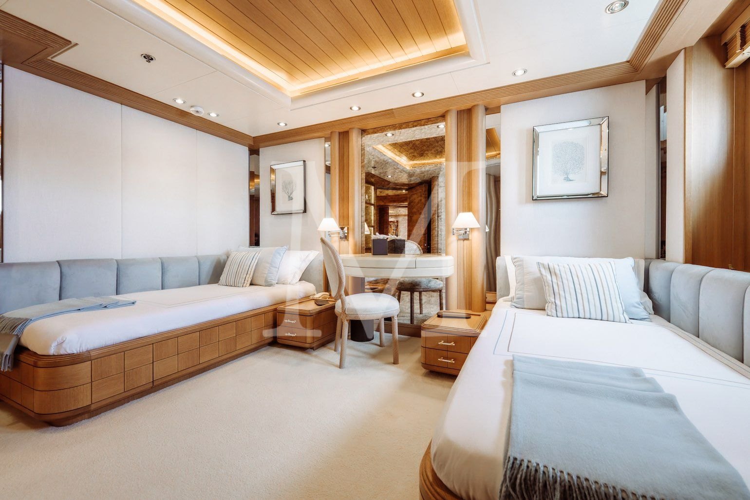 Marla_charter_yacht_twin_