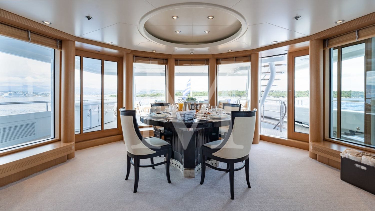 Marla_yacht_Upper_dining