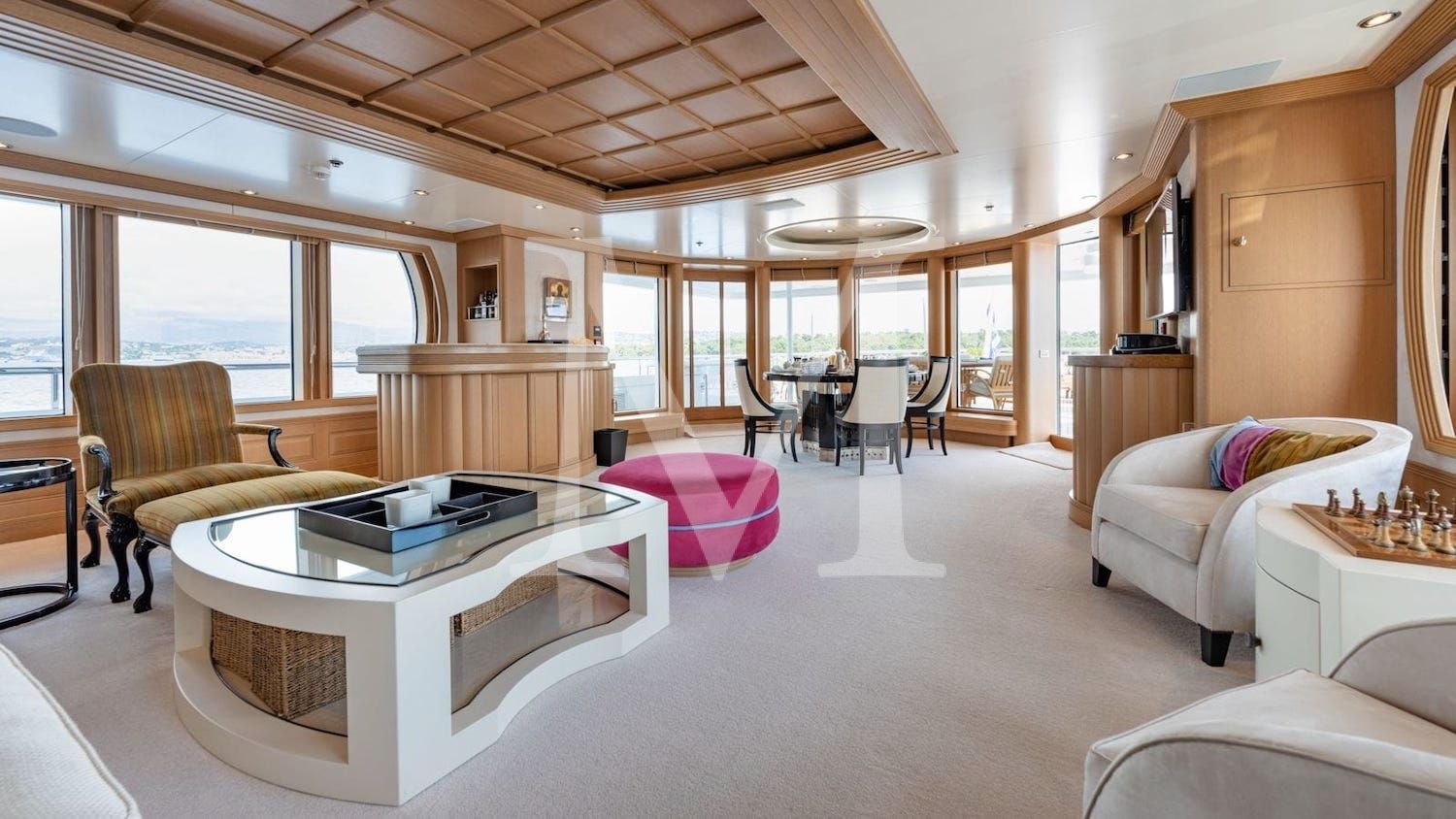 Marla_yacht_Upper_salon_whole