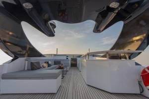 New sundeck on project steel yacht greece