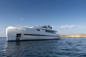 new bow yacht bugari project steel