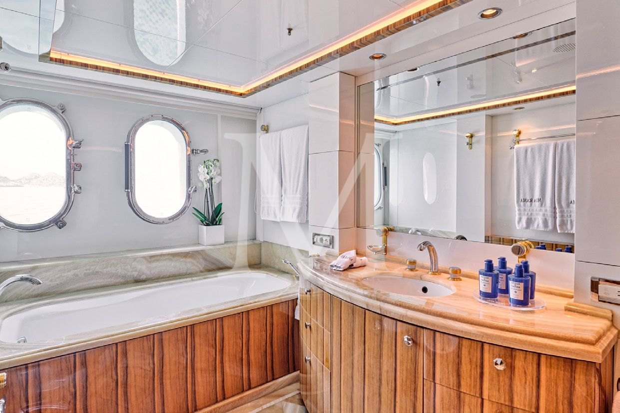 Mia_rama_Double_ensuite