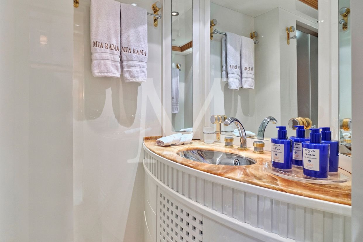 Mia_rama_Twin3_ensuite