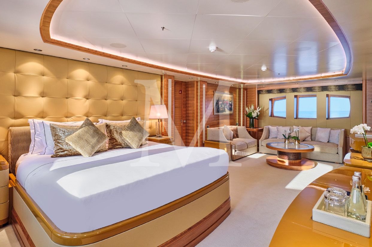 Mia_rama_master_side