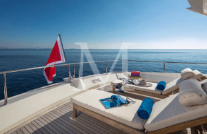 Sun loungers of yacht RINI V chartering in Greece