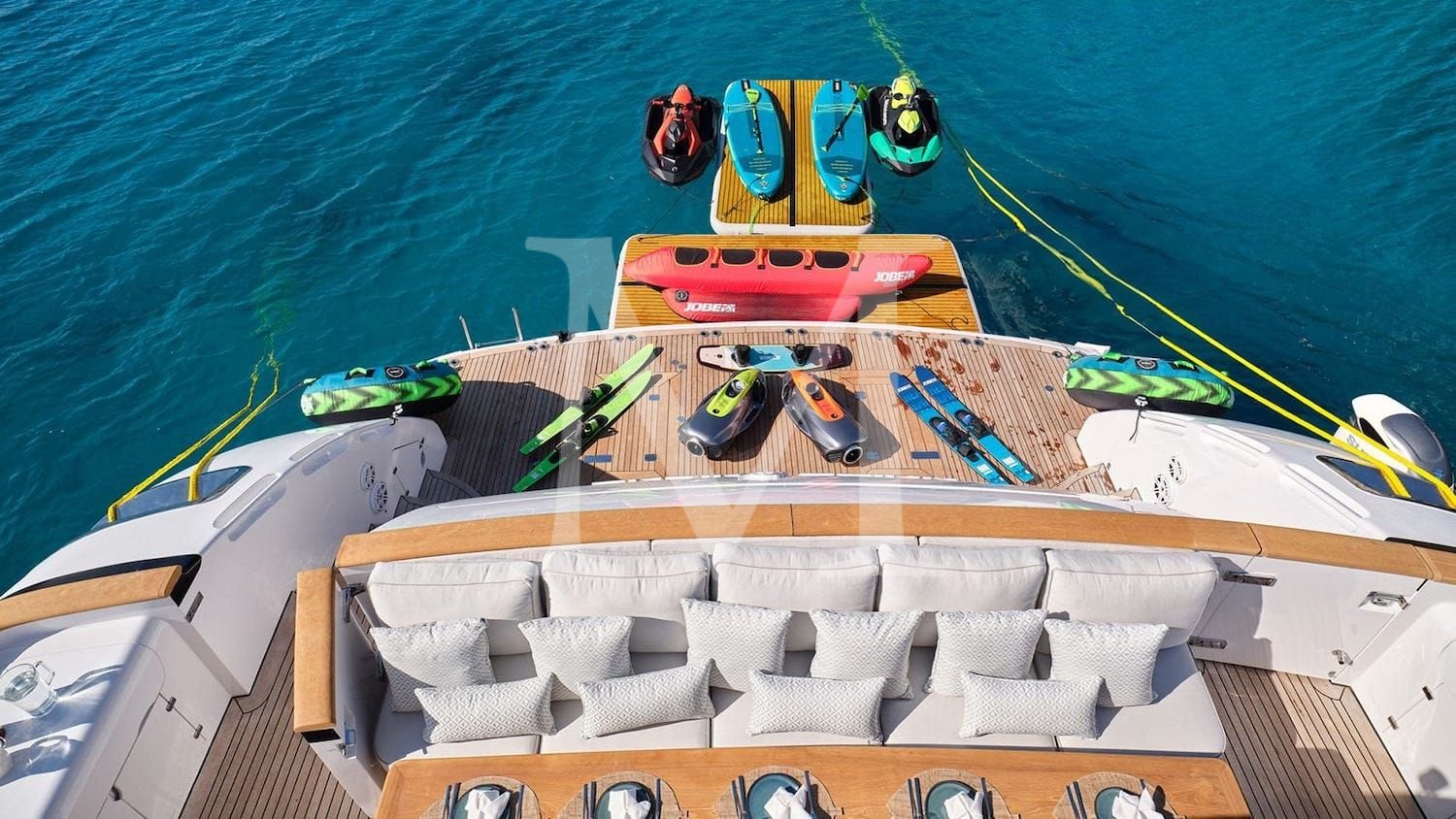 white_knight_maiora_beach_club