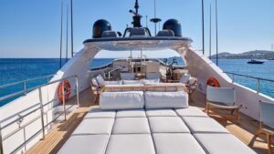 white_knight_maiora_sundeck