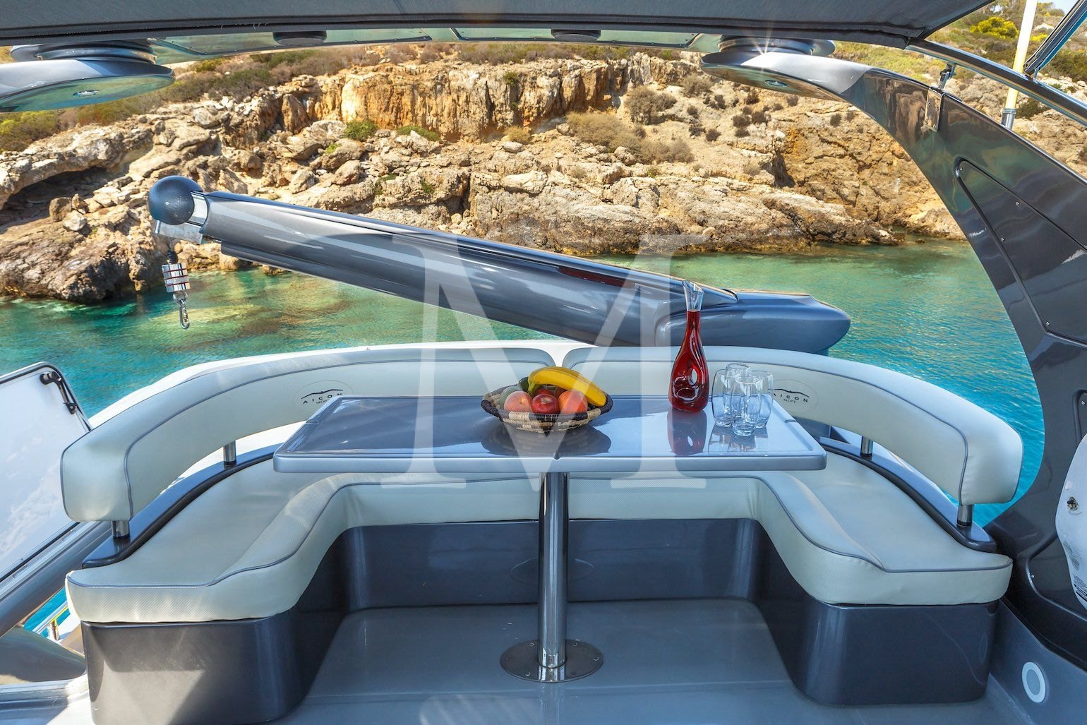 REVIVAL yacht cruising Greek islands flybridge3
