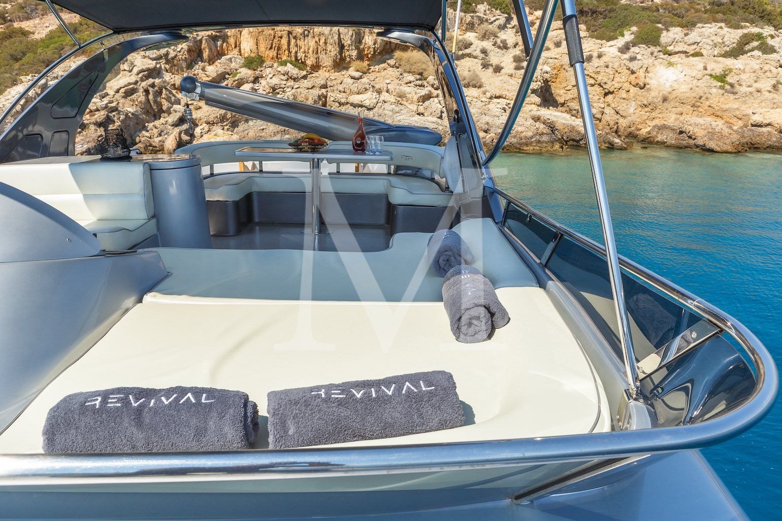 REVIVAL yacht cruising Greek islands flybridge2