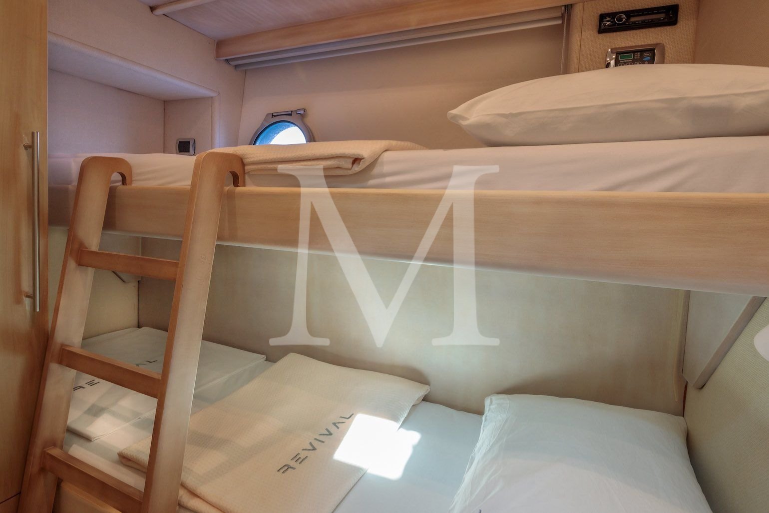 REVIVAL yacht charter Greece kids cabin