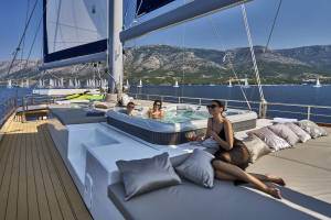 Dalmatino Sailing yacht upper deck