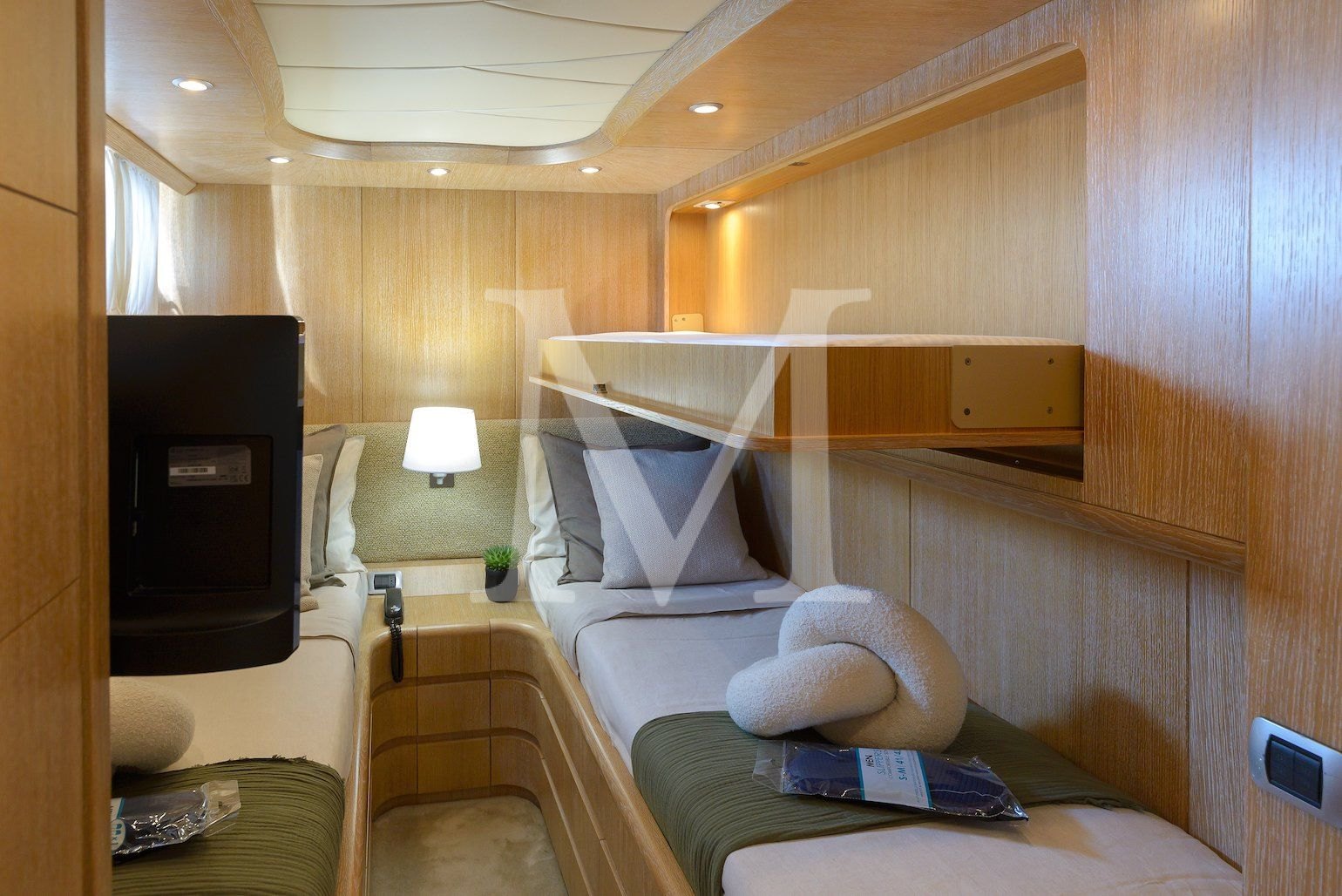 COOKIE yacht Twin2