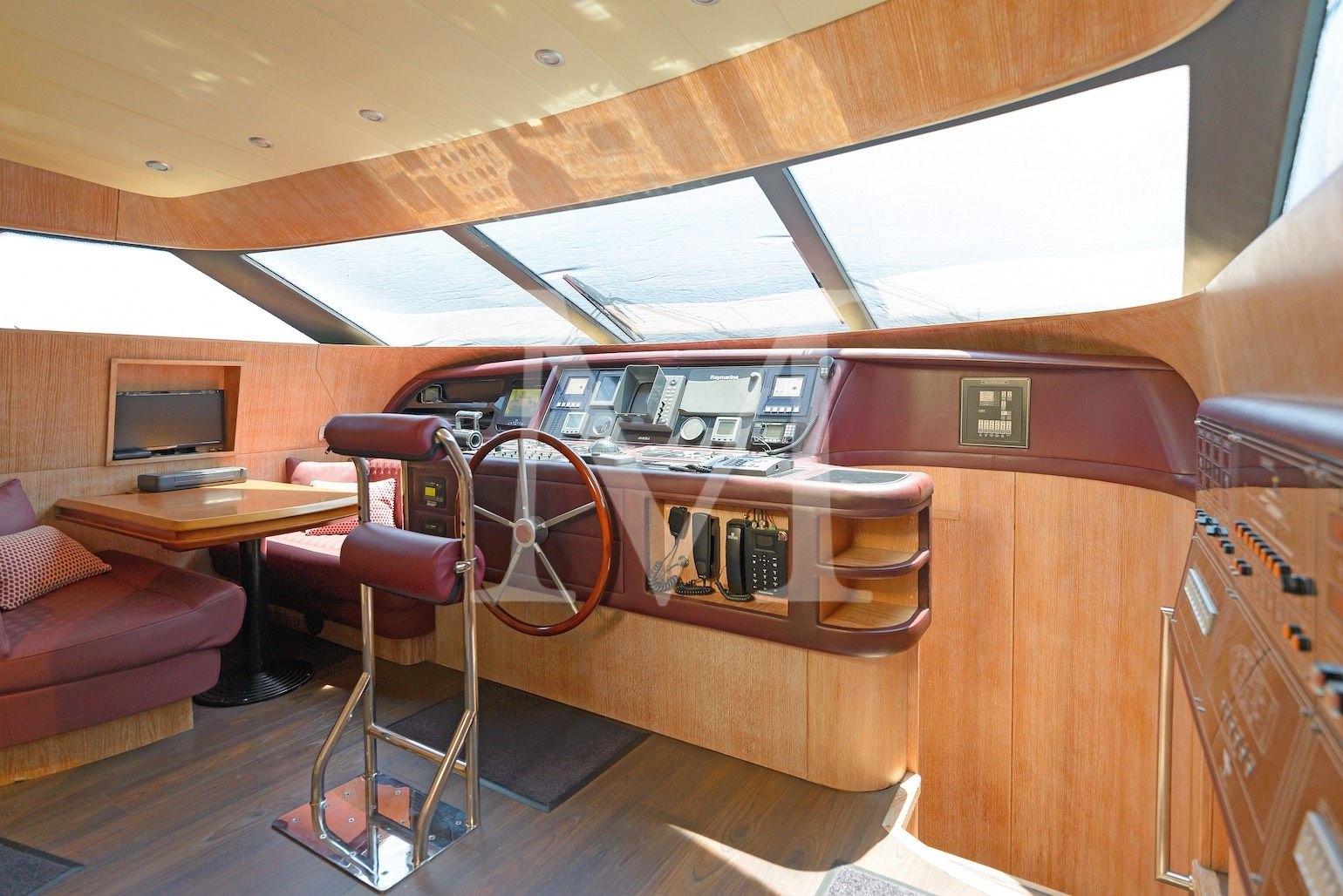 COOKIE yacht bridge
