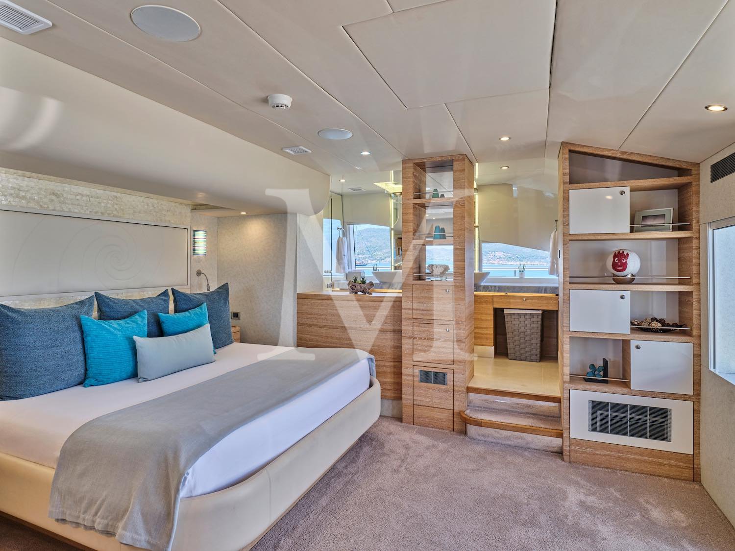 Samara_motor_catamaran_Master1