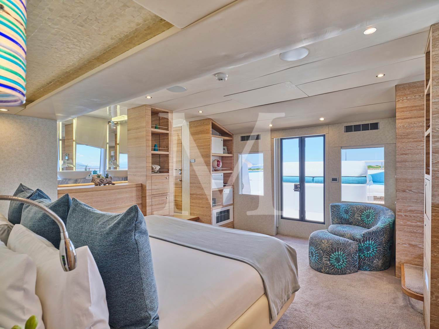 Samara_motor_catamaran_Master3