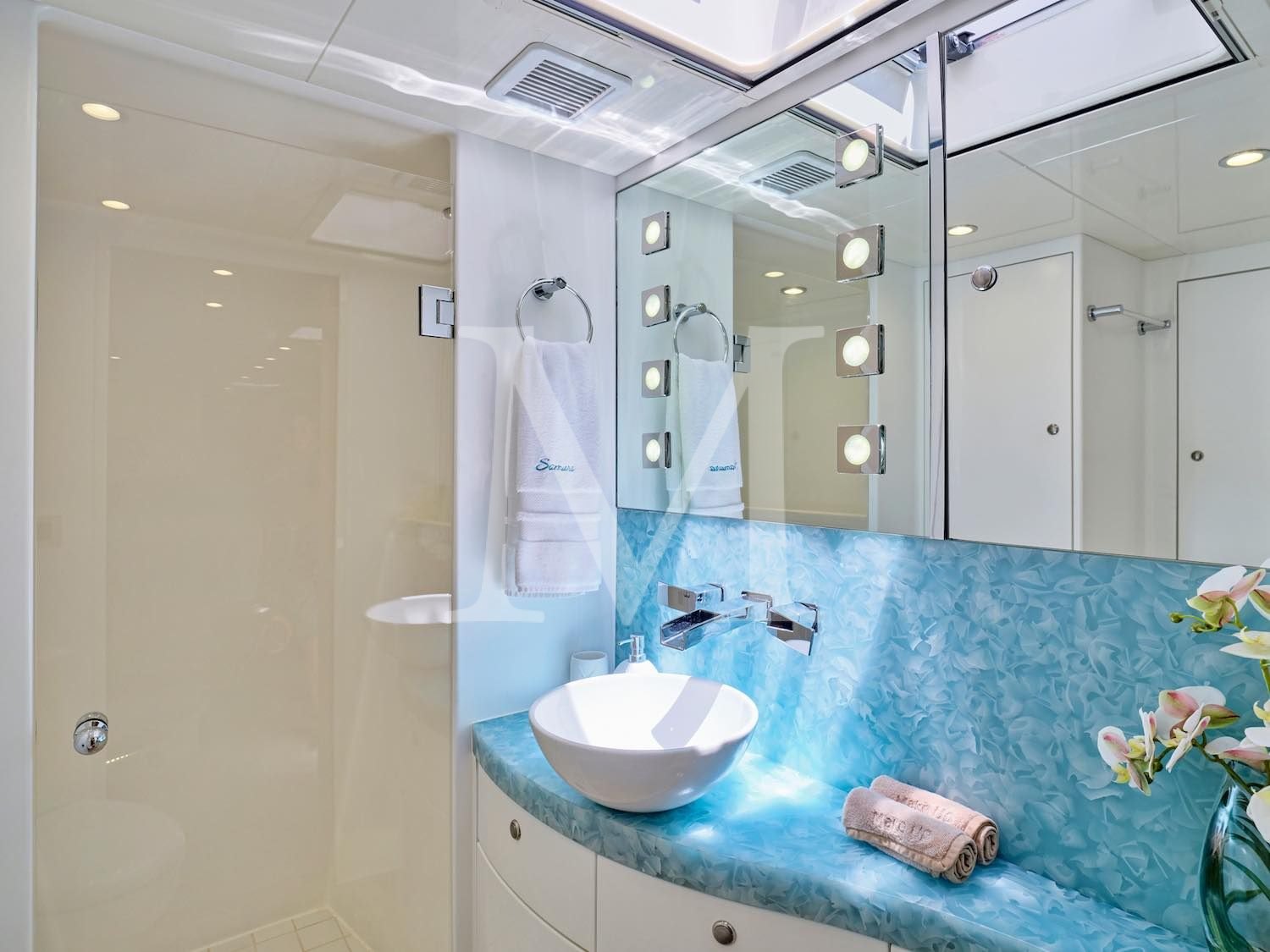 Samara_motor_catamaran_double ensuite