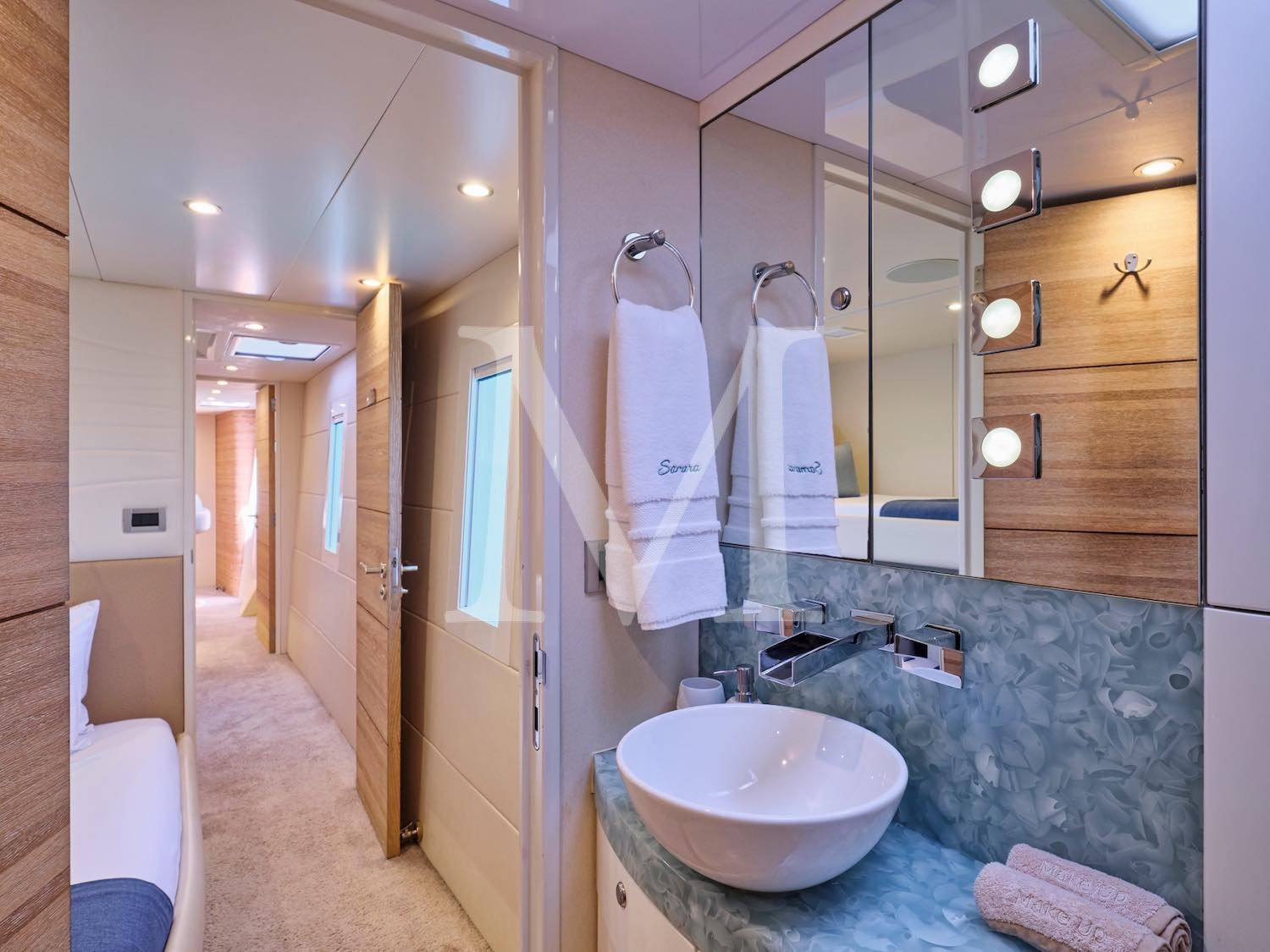 Samara_motor_catamaran_Double_cabin_ensuite