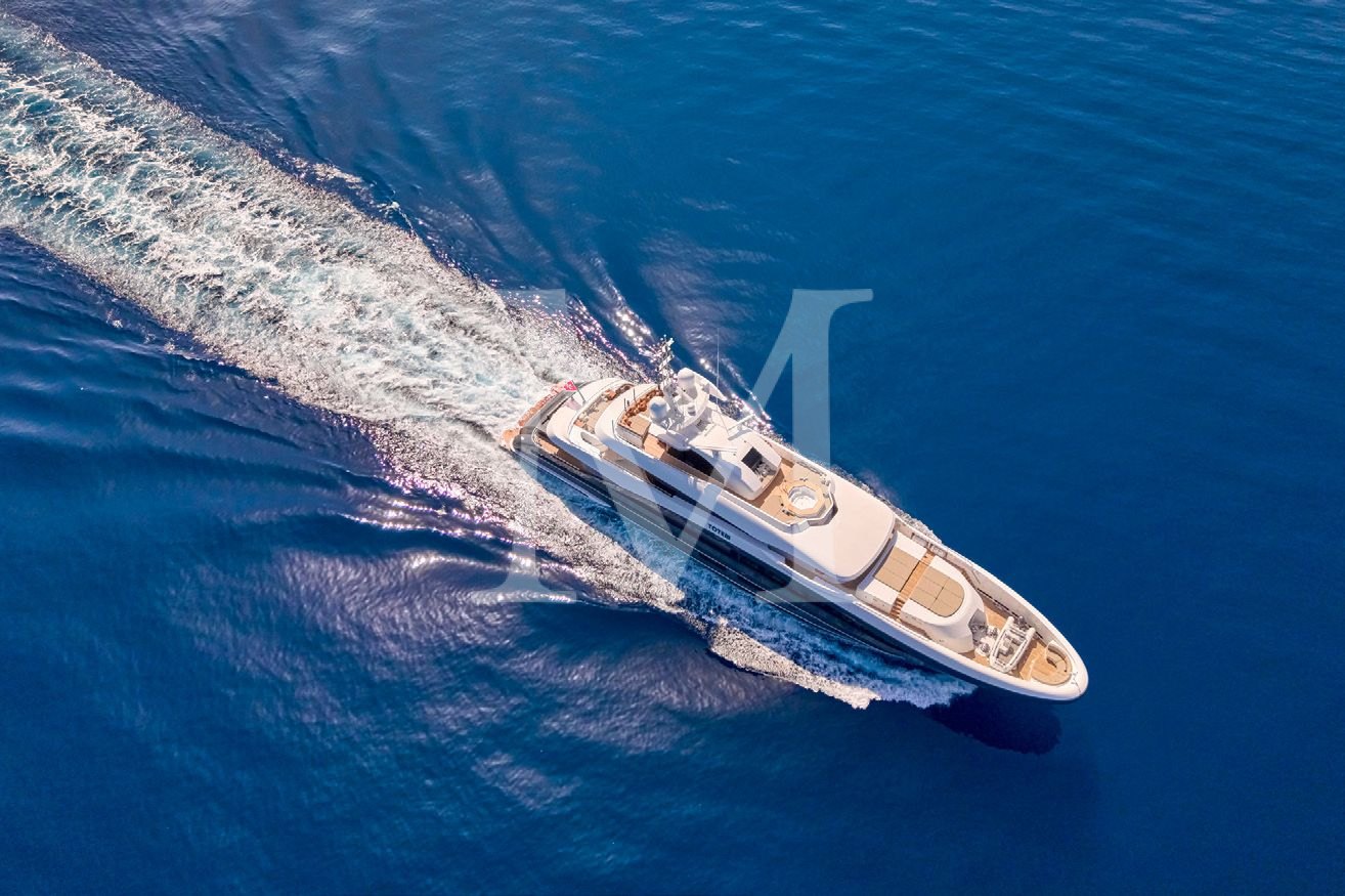 Totem_yacht_aerial