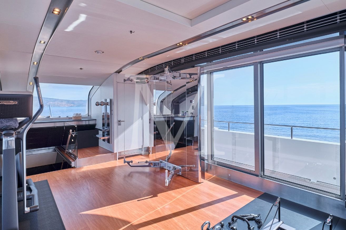 Totem_yacht_gym