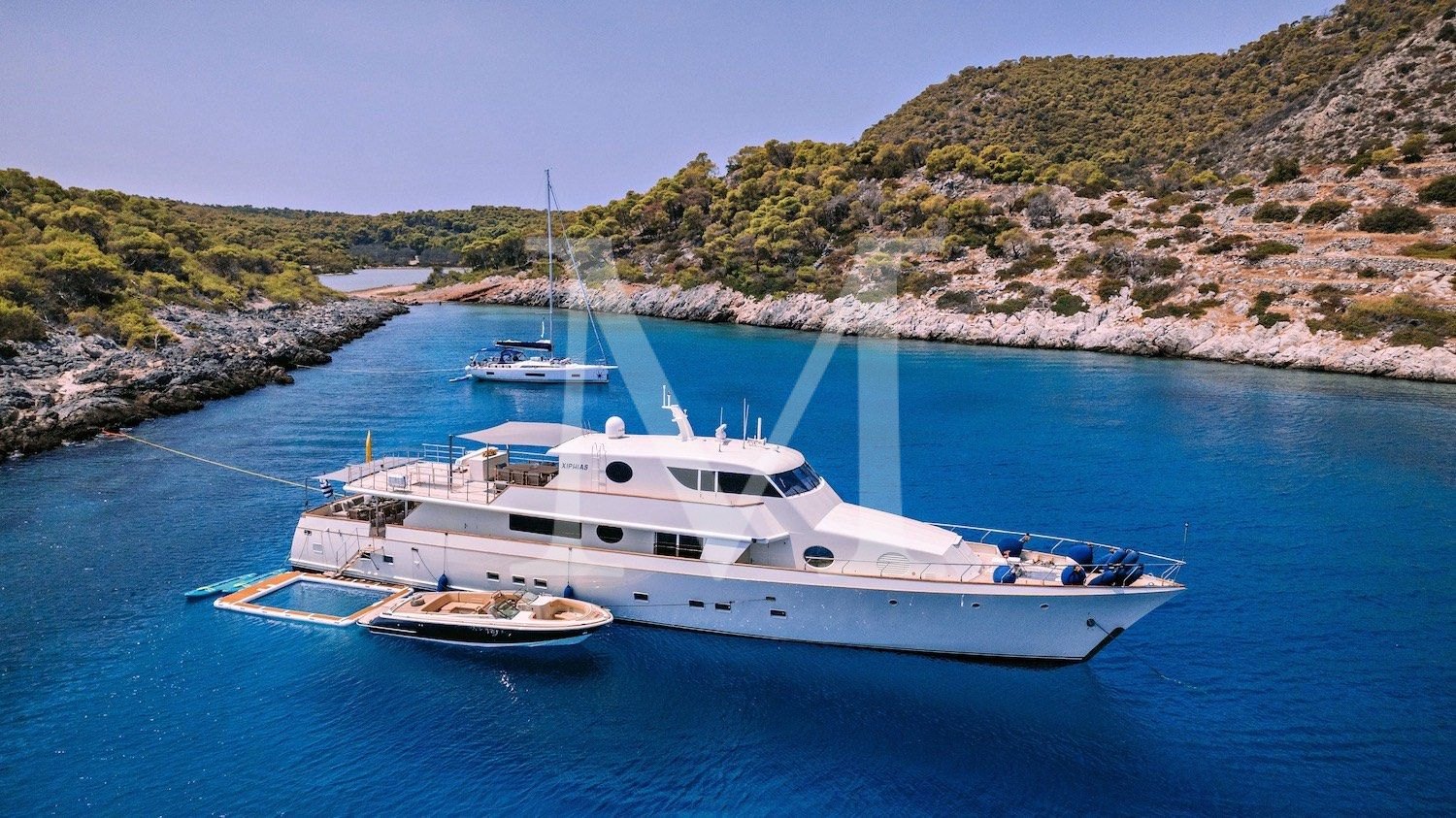 charter_yacht_xiphias