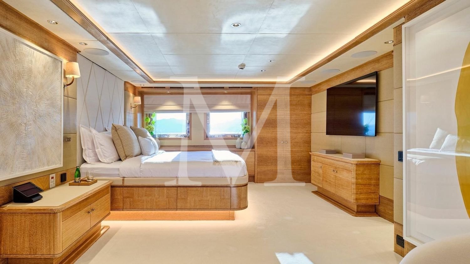 Artemisea_Master_side