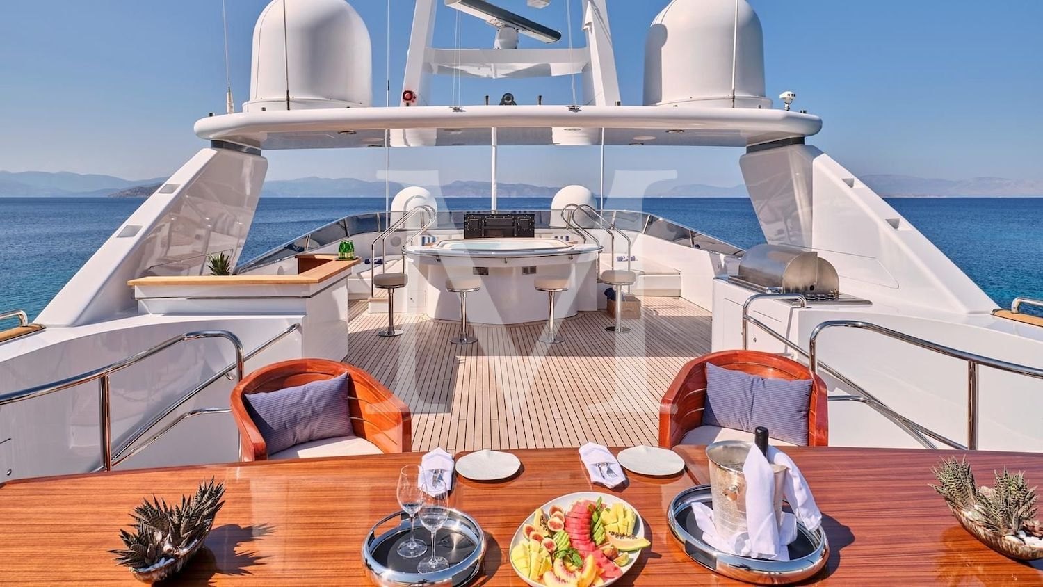 Artemisea_Sundeck
