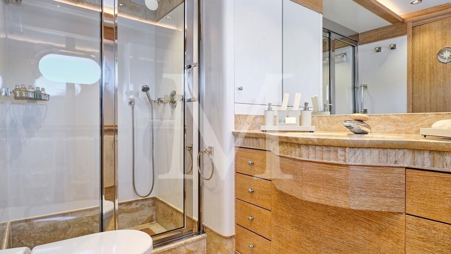 Artemisea_Twin_ensuite