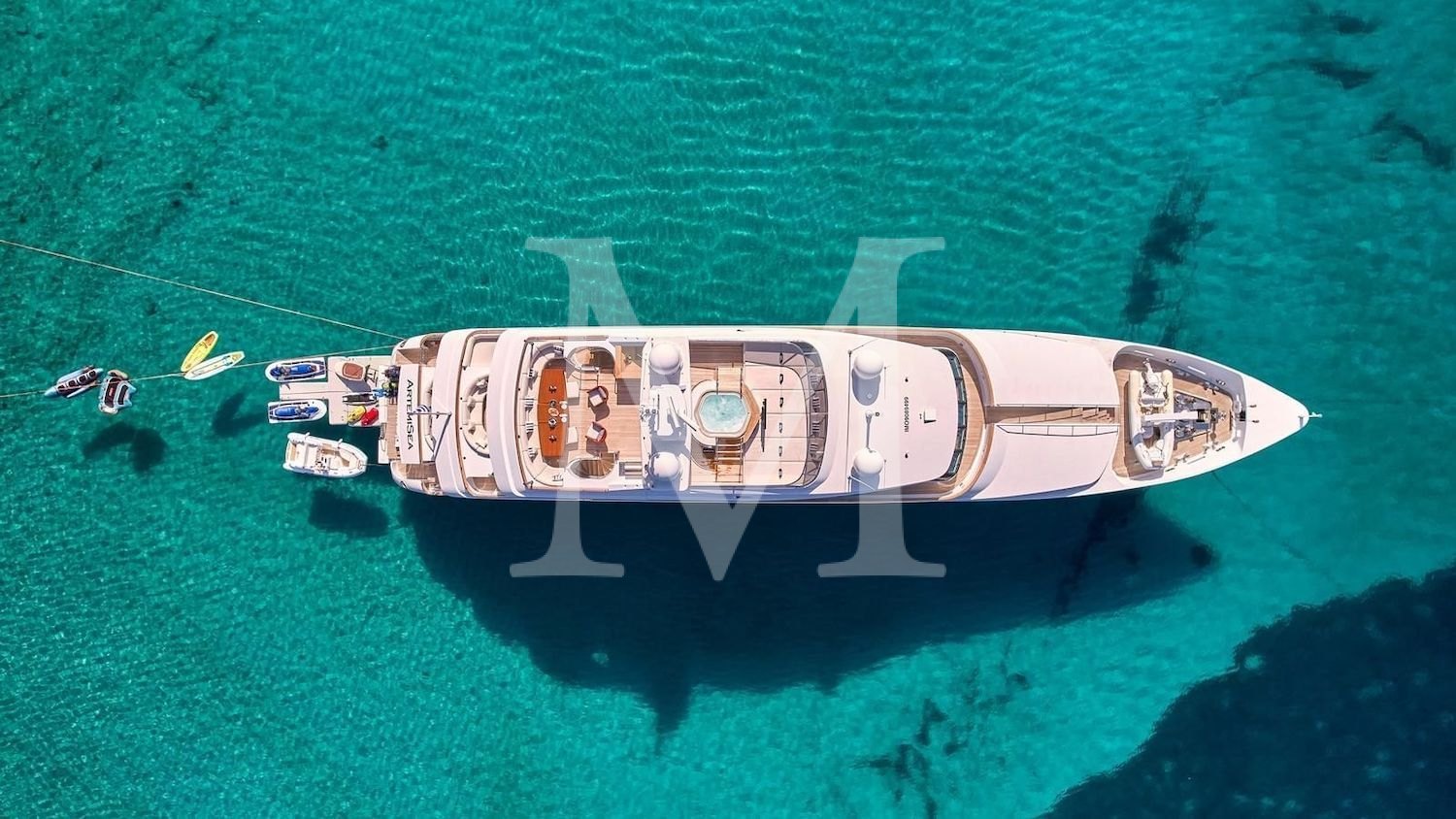 Artemisea_aerial_crystal