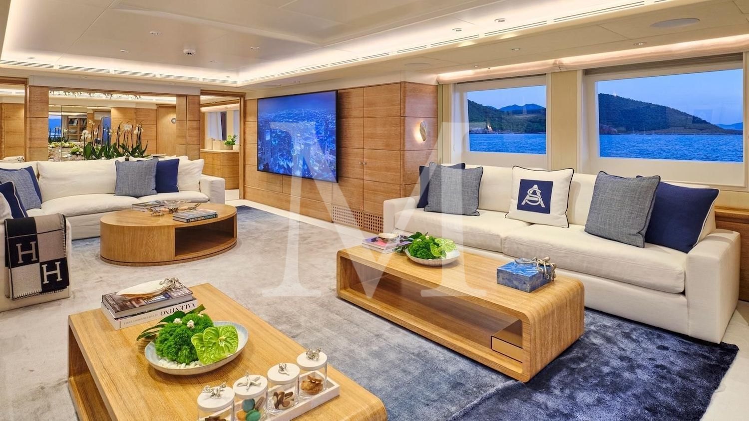 Artemisea_salon_side