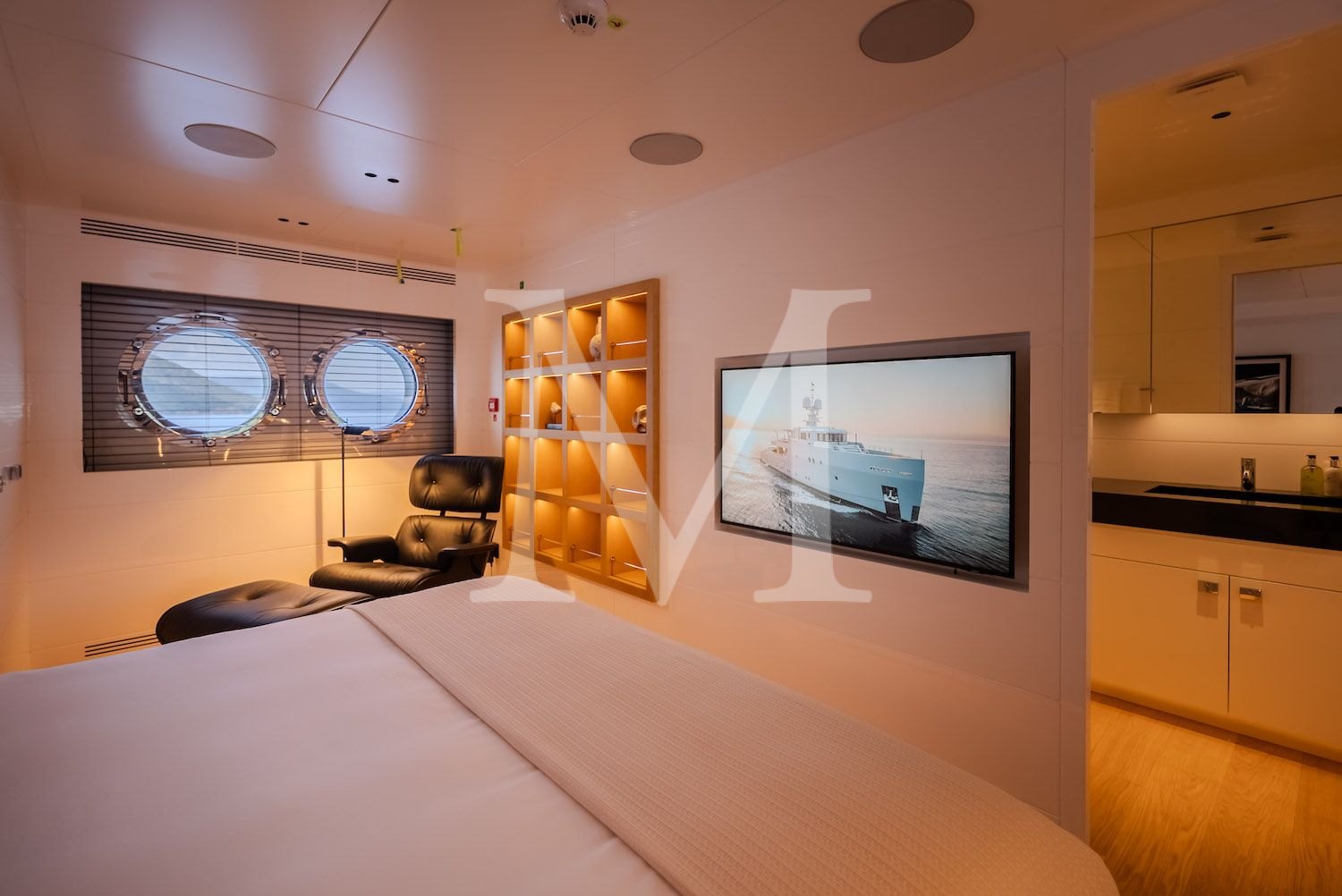 Carmen_Cabin Master4