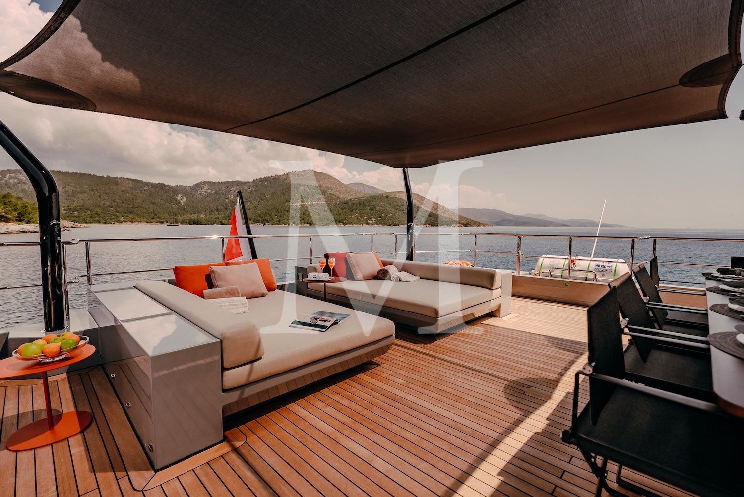 Carmen_Exterior_Upper Deck_Sky lounge1