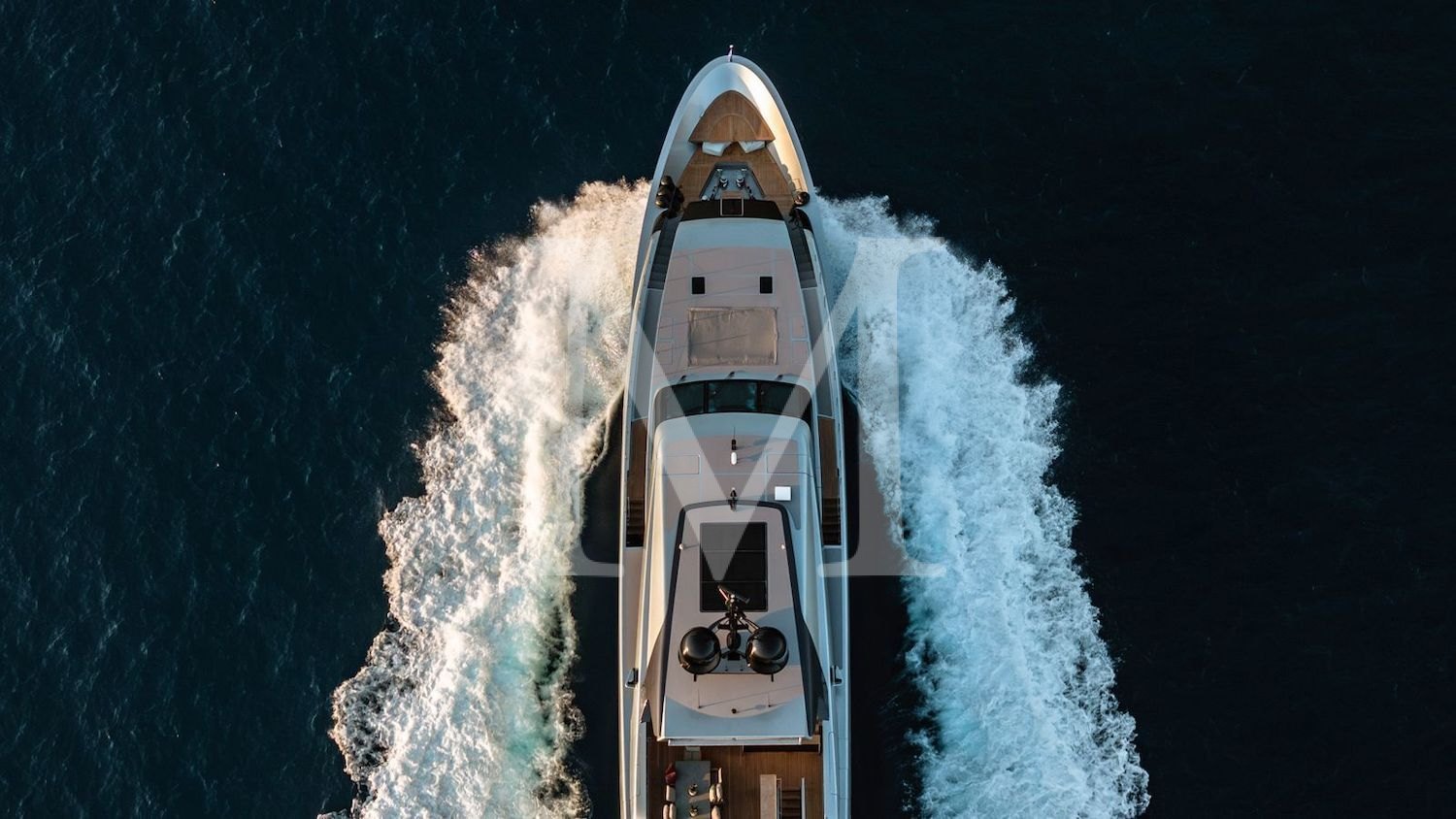 Naia_sanlorenzo_yacht_charter