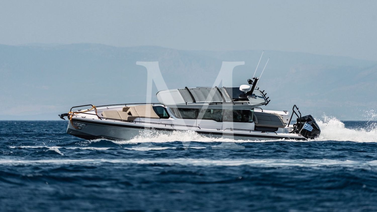 axopar_37_Naia_sanlorenzo_yacht_charter_