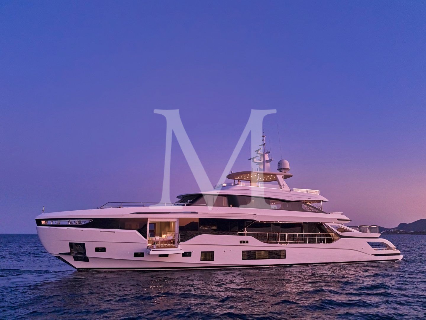 Volo_Mare_evening_balcony