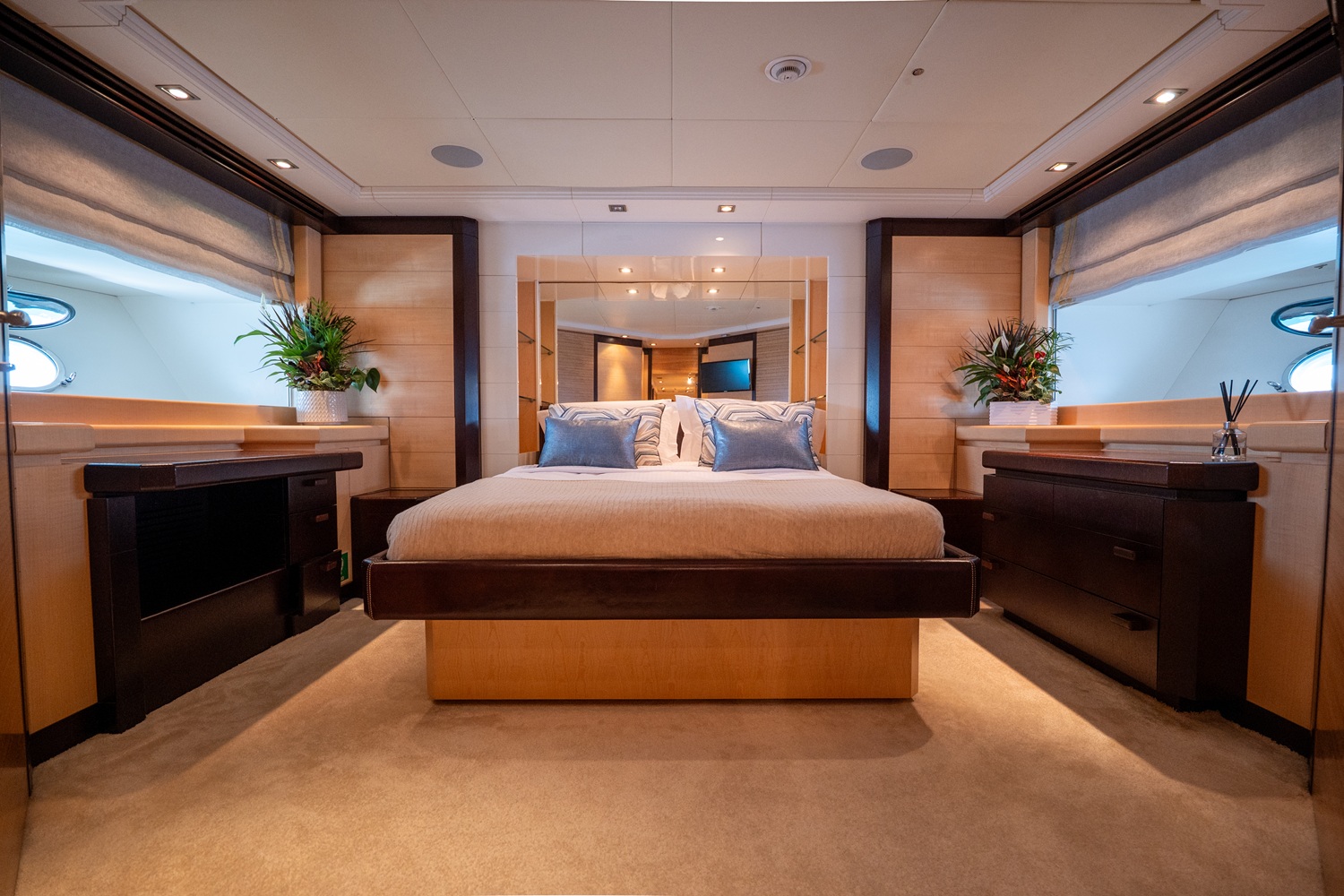 LIBERDADE_ISA_yacht_Double