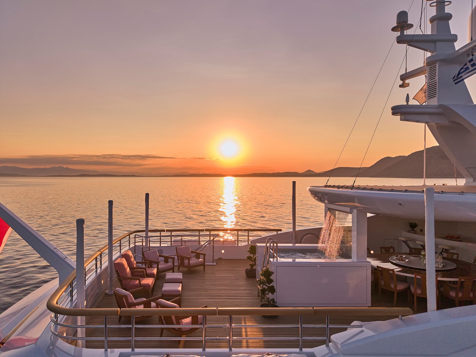 yacht_SEAKID_II_charter_greece_sundeck_sunset