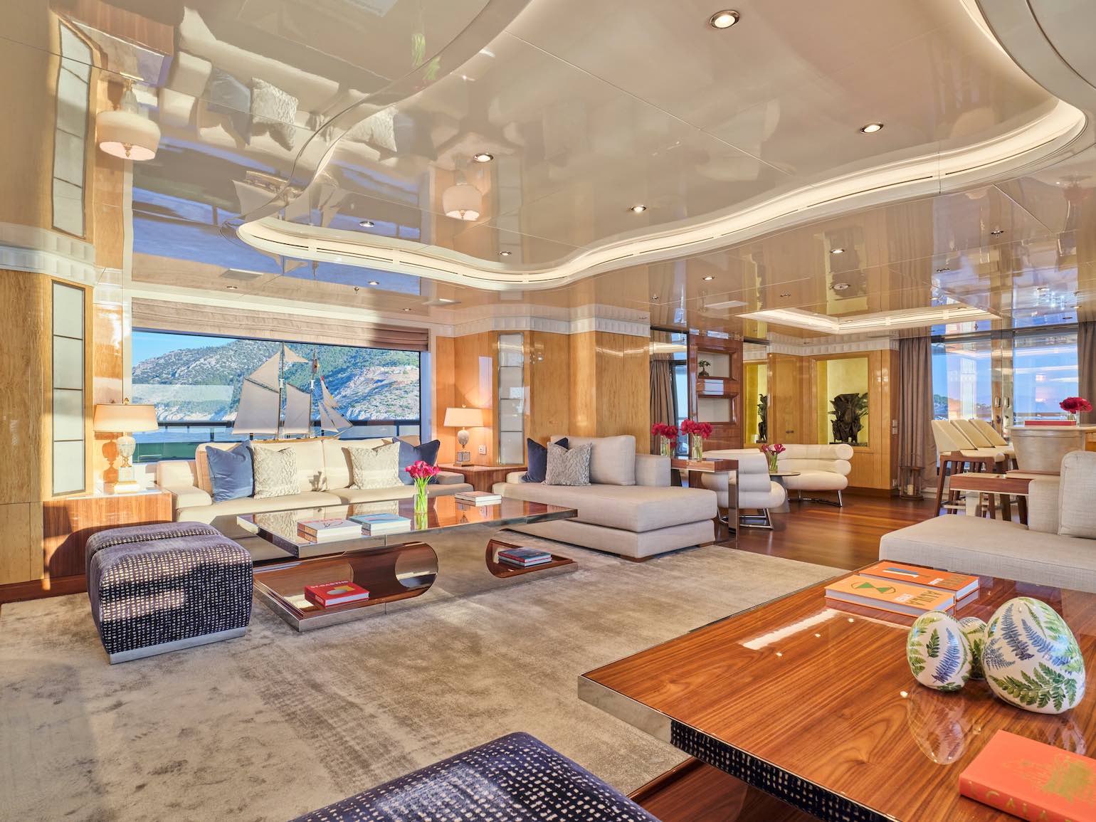 yacht_SEAKID_II_greece_salon_day