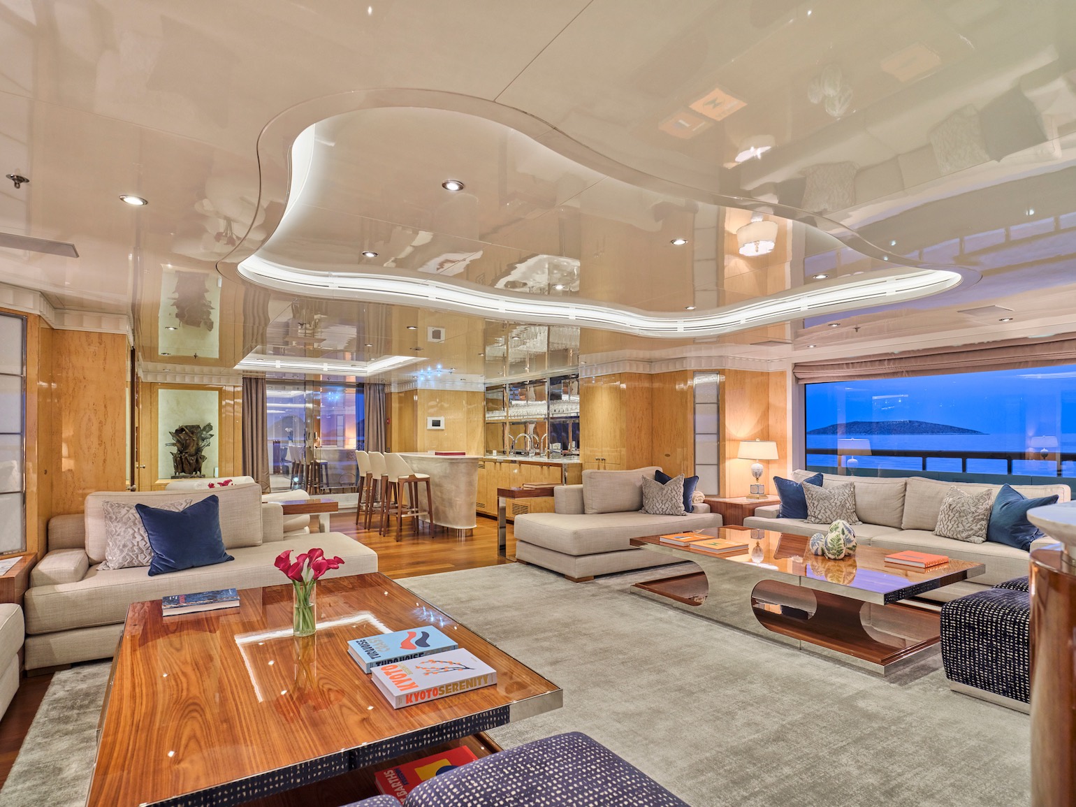 yacht_SEAKID_II_charter_greece_salon