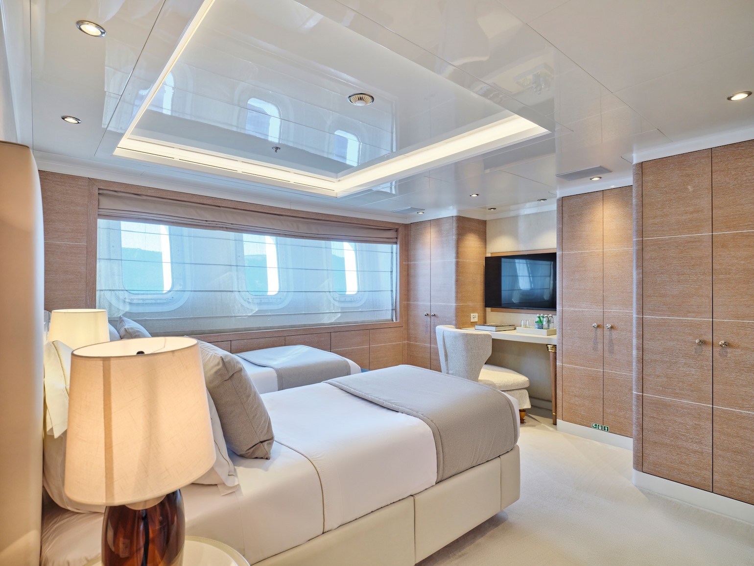 yacht_SEAKID_II_Twin_2_aft