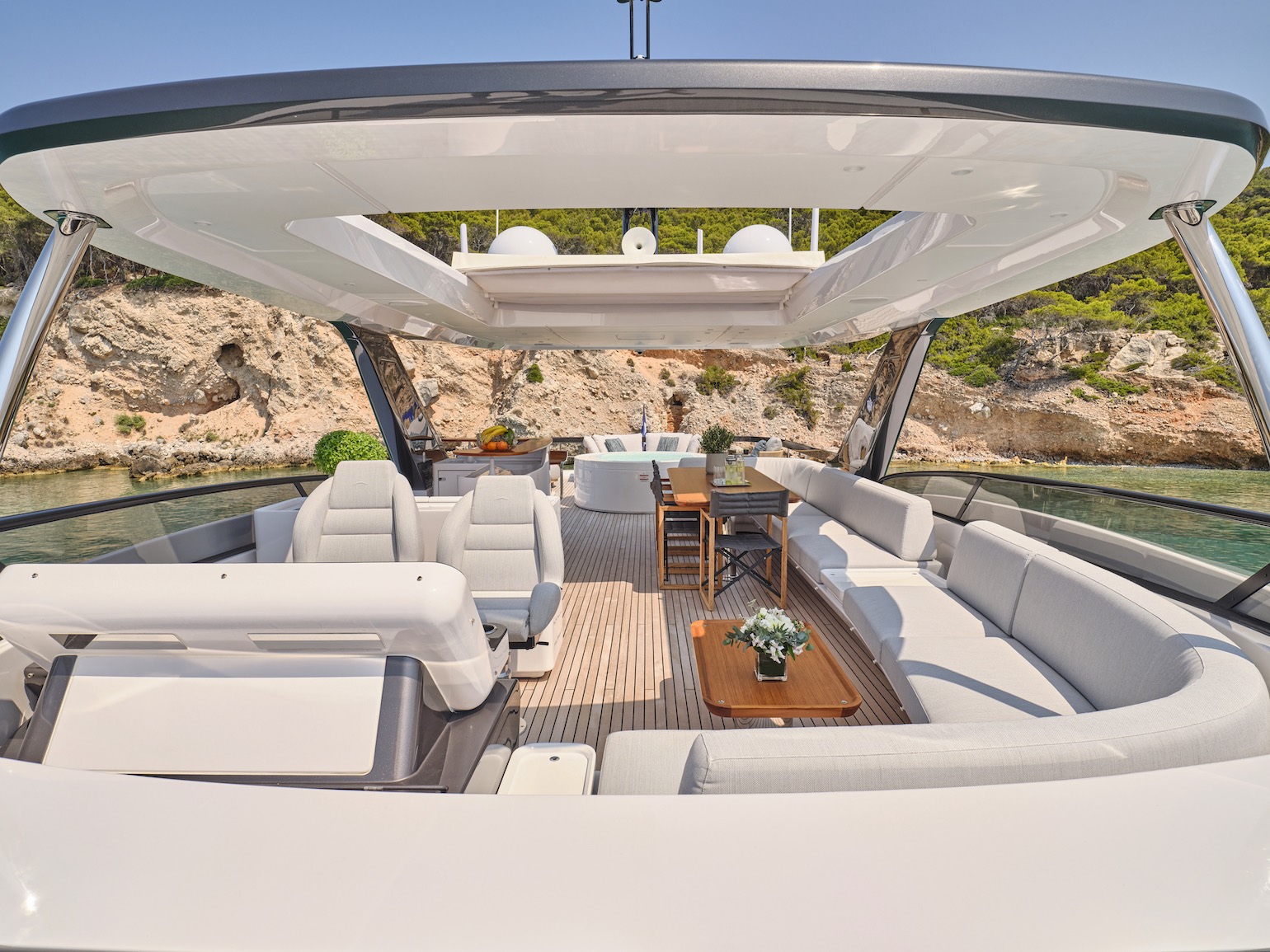 Aladdin_Sane_azimut_new_yacht_charter