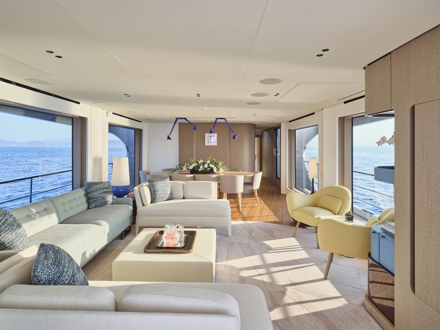 Aladdin_Sane_azimut_new_yacht_charter_salon