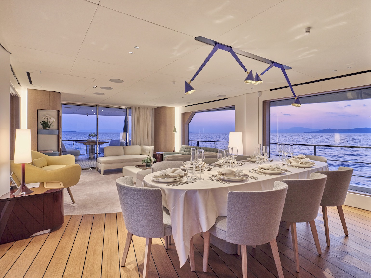 Aladdin_Sane_azimut_new_yacht_charter_dining