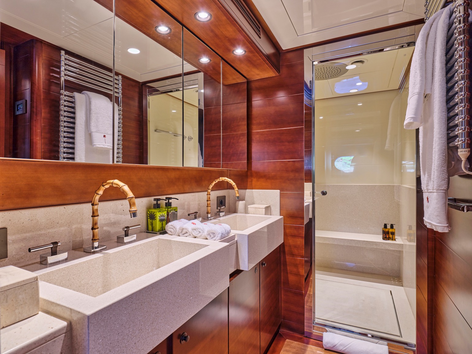 Malen_yacht_Master_lower_ensuite