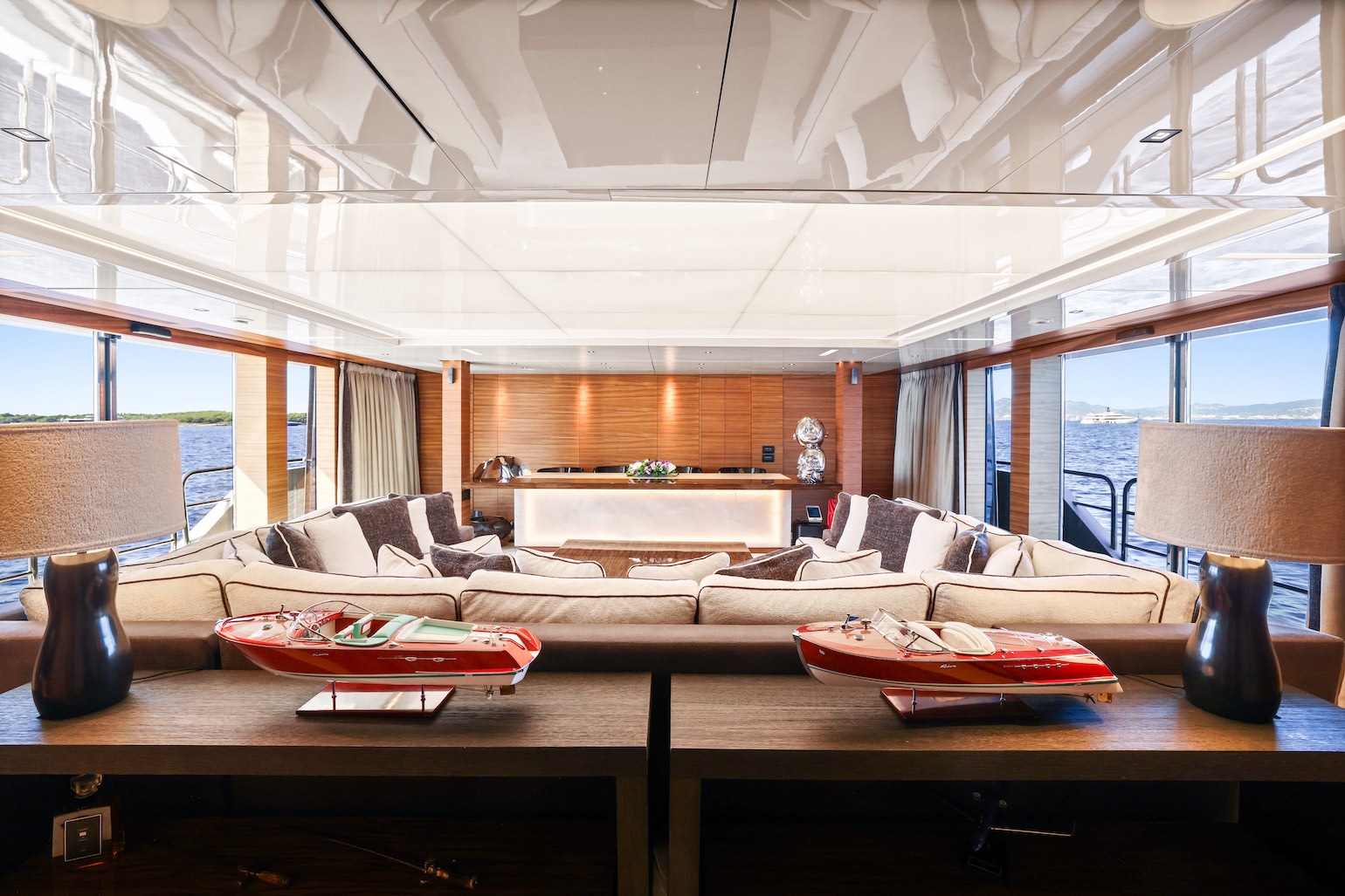 MAGNA_GRECIA_yacht_main_deck_cinema