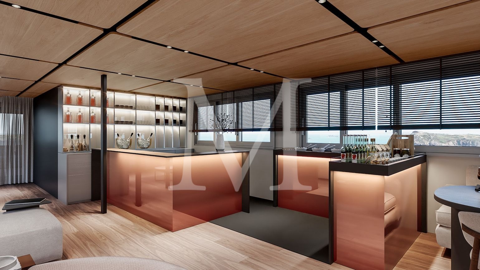 PREMIER Salon - Upper deck