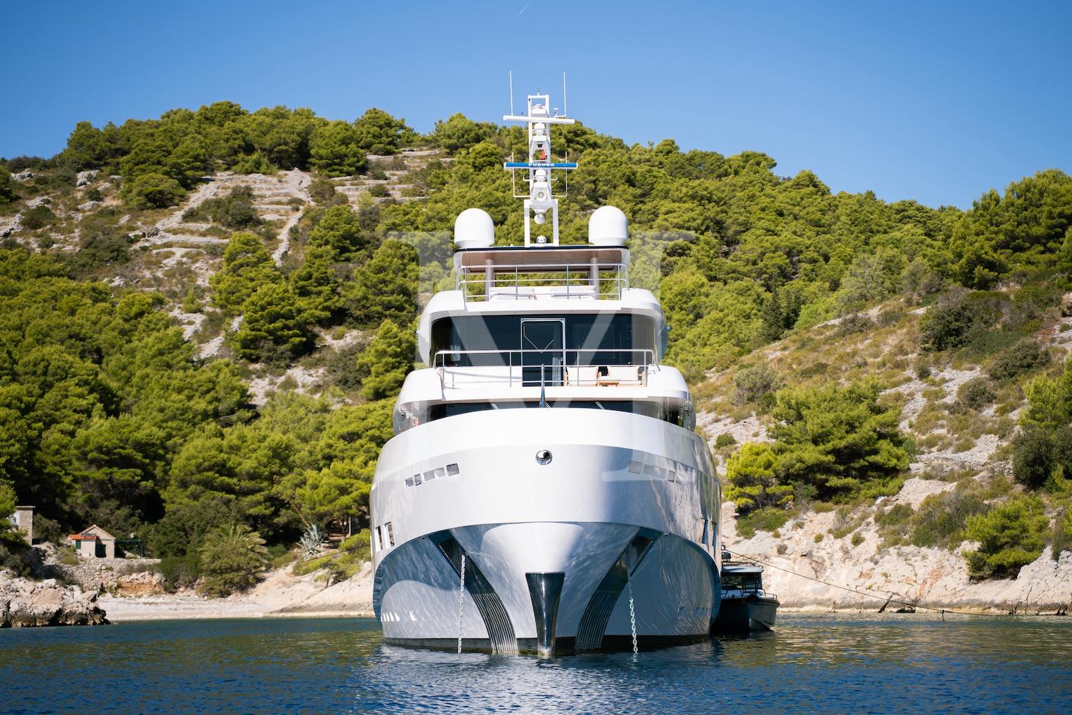 renata_yacht_charter_cerri