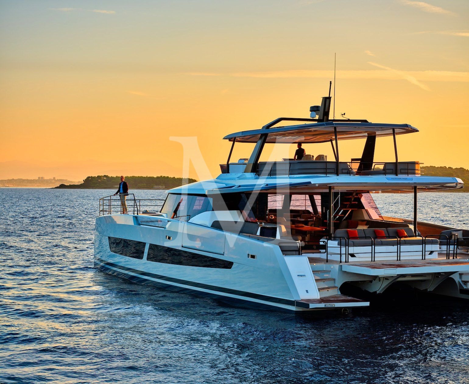 Alina_Luxury_power_catamaran_charter_greece_2026