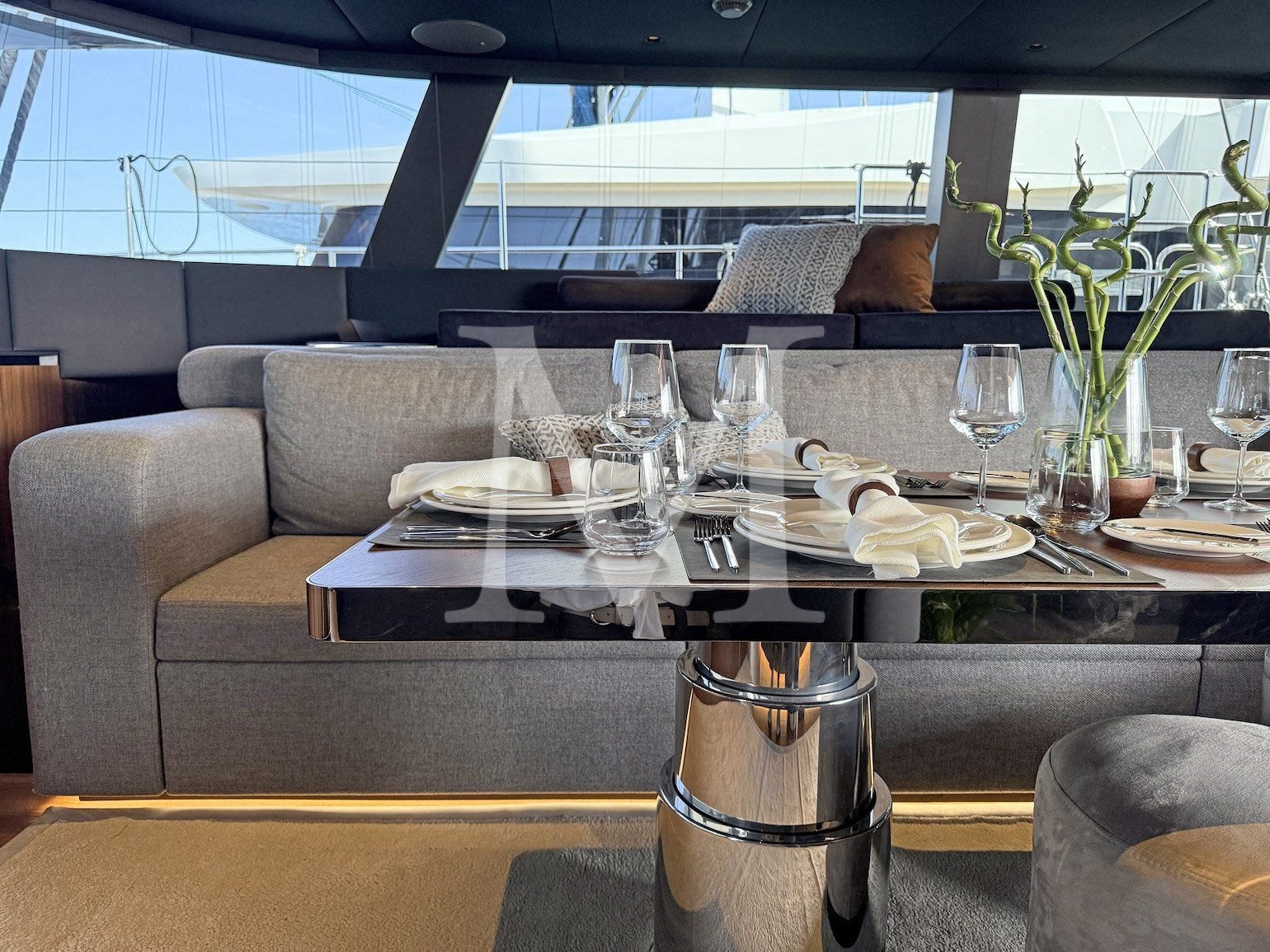 Serenity_sunreef_60_charter2