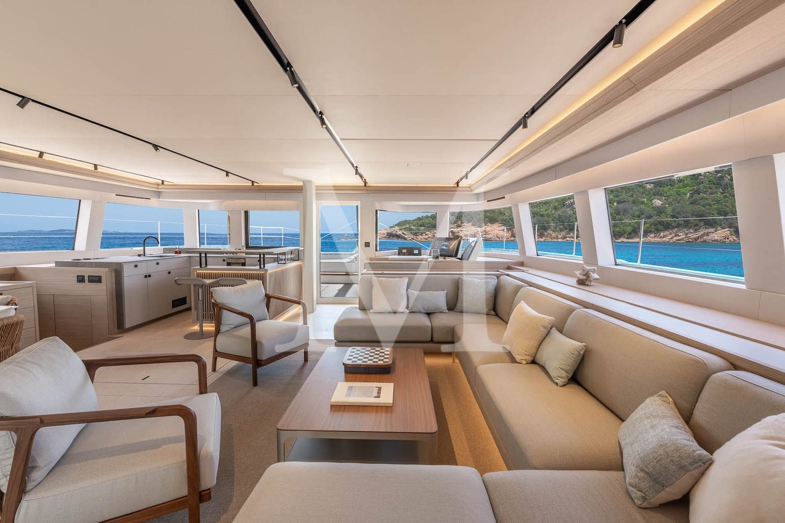 Imladris_charter_catamaran_salon