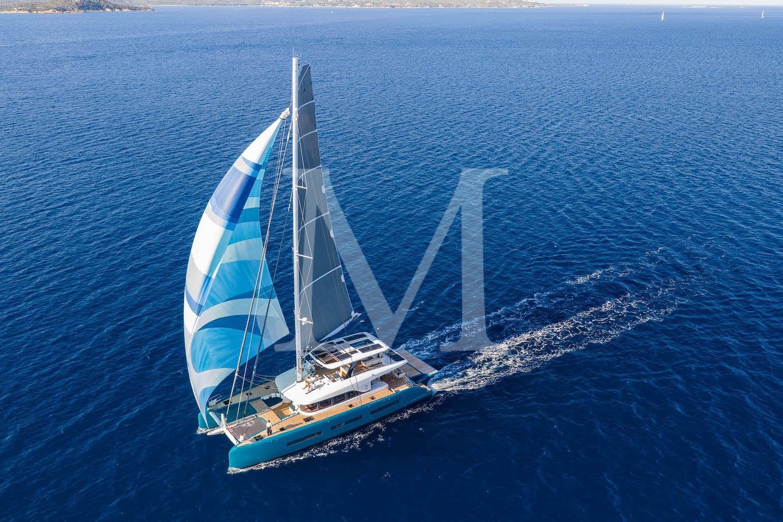 Imladris_charter_catamaran_lagoon_82_corsica